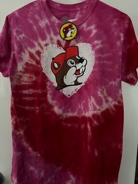 Buc-ee's Tie-Dye Graphic Tee - Pink & Red Heart Beaver